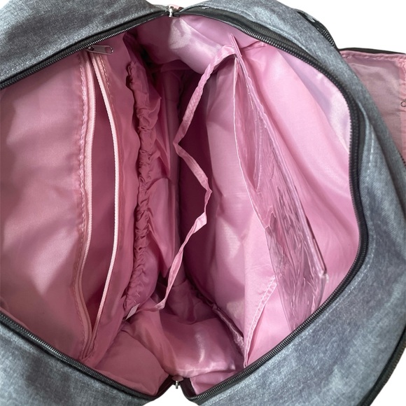 NEW Disney Baby Diaper Backpack with Minnie Mouse Changing Pad. - Picture 4 of 13